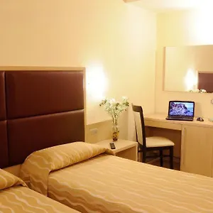 https://hotel-mirage-sanluri.in-sardinia.net